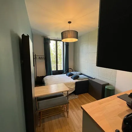 Furnished Downtown Aix Les Bains 102 公寓